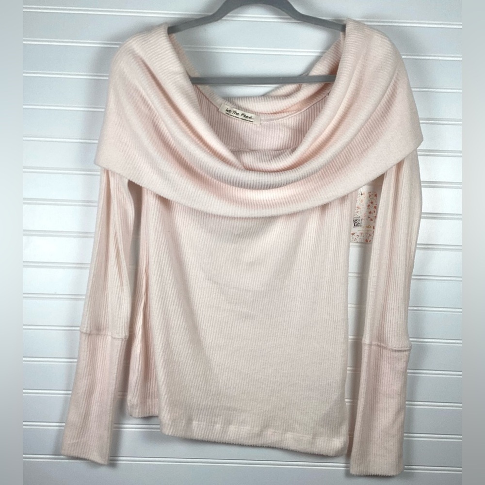 Free People NWT Snow Bunny Long Sleeve Top off the shoulder baby pink Size Large